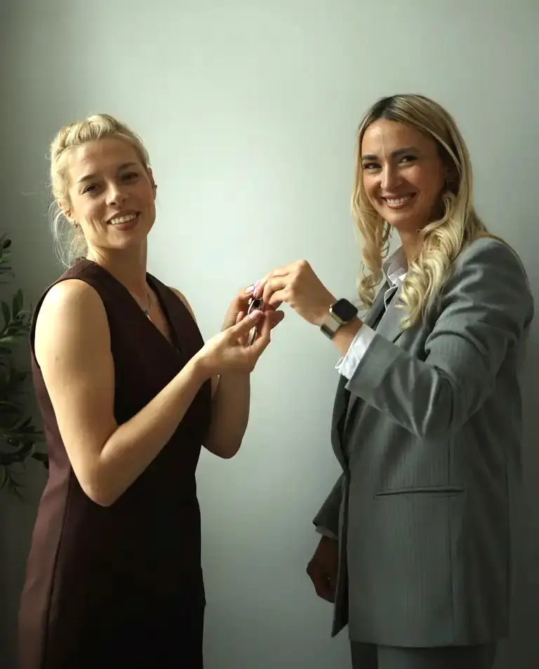 О Марине Бугук